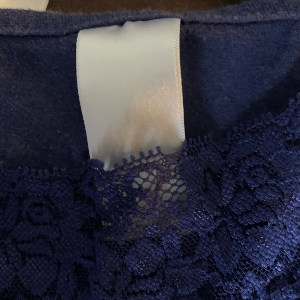Tank top - Picture 7 of 13